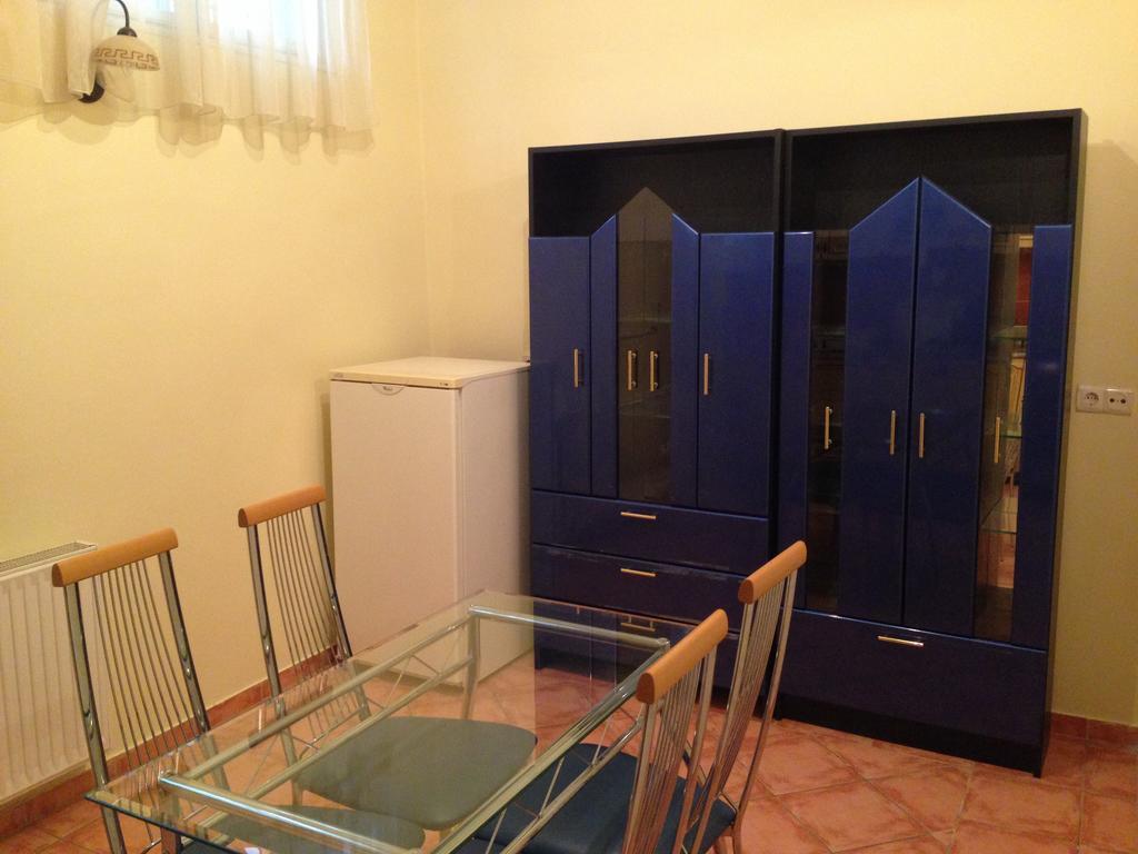 דברצן Peterfia Apartman מראה חיצוני תמונה